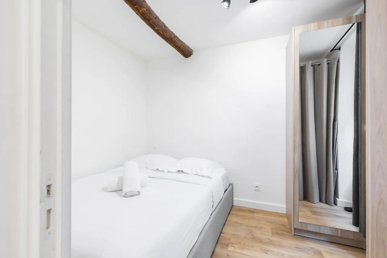 니스 Garibaldi Square - Charming 1 Bdr Old Tow 아파트